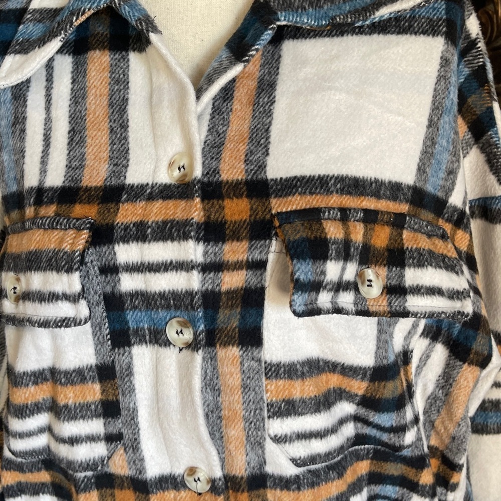 Mazik Multicolor Plaid Pattern Button Shacket Siz… - image 3